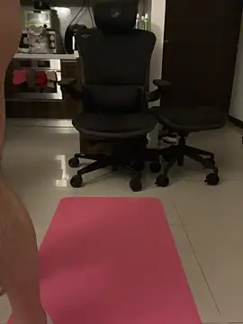 W0Ijn online show from 03-27-26, 05:03