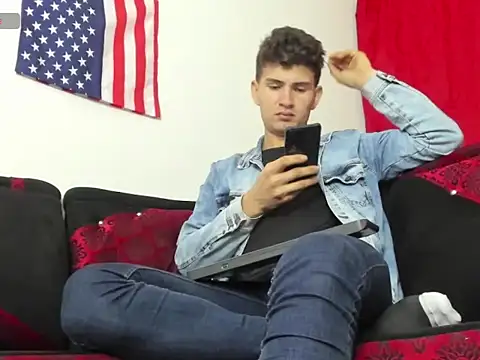 Snapshot of camilo_model chatting on 01-14-26, 05:11 camilo model online show from 01-14-26, 05:11