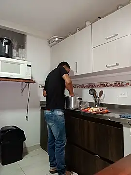 camilo model online show from 05-25-26, 06:39