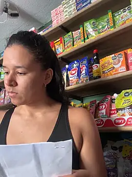 lannabellx online show from 04-15-26, 07:58