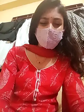 queenneha69 online show from 05-03-26, 04:32