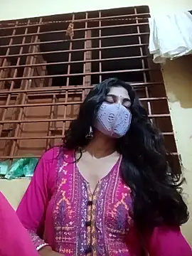 queenneha69 online show from 06-12-26, 06:05