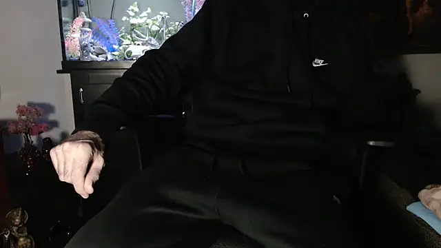 Snapshot of EspanolVato chatting on 01-14-26, 12:14 EspanolVato online show from 01-14-26, 12:14