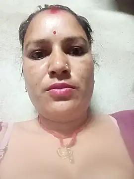 Hot hiuj online show from 04-17-26, 08:44