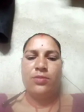 Hot hiuj online show from 04-15-26, 11:27