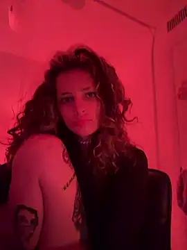 Snapshot of paranoidbimbo chatting on 03-04-26, 03:20 paranoidbimbo online show from 03-04-26, 03:20