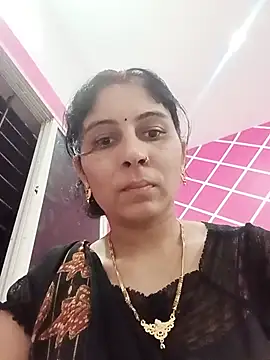 Hot ree85 online show from 06-02-26, 02:00