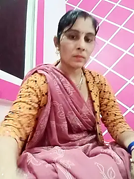 Snapshot of Hot_ree85 chatting on 02-05-26, 07:26 Hot ree85 online show from 02-05-26, 07:26