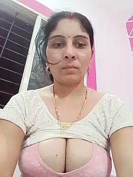 Hot ree85 online show from 05-31-26, 06:30