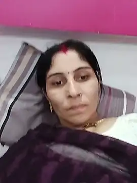 Hot ree85 online show from 05-17-26, 04:29