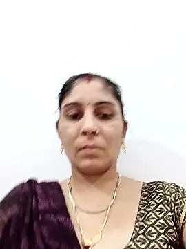 Hot ree85 online show from 04-19-26, 08:26