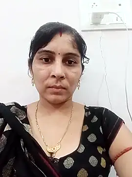 Hot ree85 online show from 05-07-26, 10:18