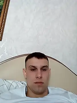 Snapshot of Alex_Will chatting on 03-11-26, 08:52 Alex Will online show from 03-11-26, 08:52
