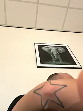 Majestik1 online show from 01-10-26, 02:12