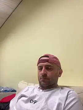 Majestik1 online show from 04-14-26, 11:04