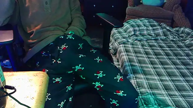 BotanicEntry1 online show from 02-13-26, 02:44