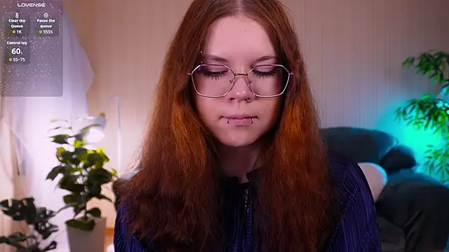 A Lot of Bunny online show from 03-31-26, 07:21