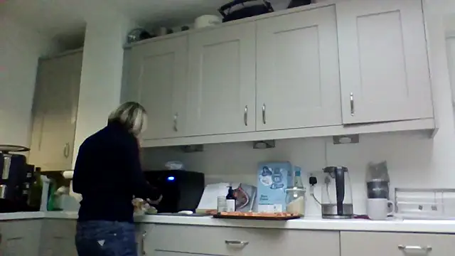 Milfshake227 online show from 03-08-26, 05:27