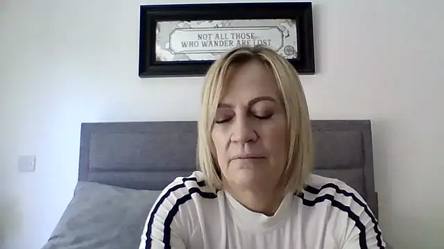 Milfshake227 online show from 03-11-26, 01:38