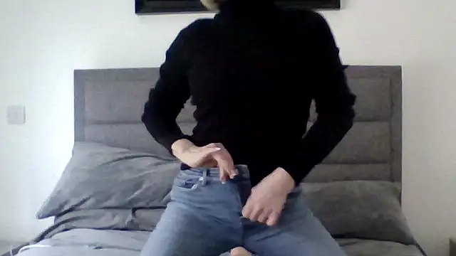 Milfshake227 online show from 03-26-26, 05:44