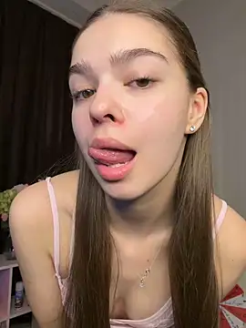 SkylineBliss online show from 04-07-26, 06:26