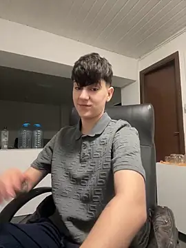 ravenryx online show from 02-14-26, 03:56