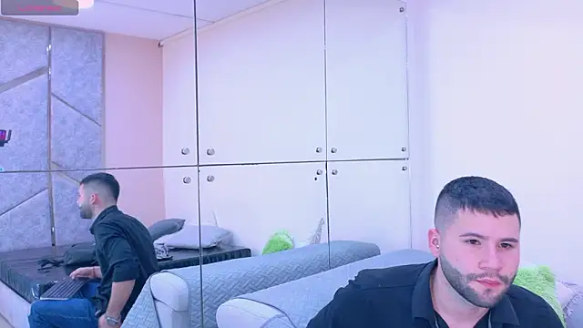 Snapshot of AndyKnoxx chatting on 02-06-26, 04:30 AndyKnoxx online show from 02-06-26, 04:30