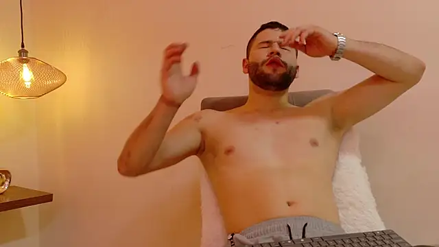 Snapshot of AndyKnoxx chatting on 02-12-26, 08:30 AndyKnoxx online show from 02-12-26, 08:30