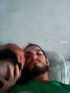 YuyiOnly online show from 01-10-26, 12:44