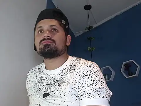 kartherpenerico23 online show from 01-17-26, 04:54