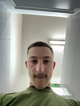 chrisst32 online show from 02-07-26, 02:14