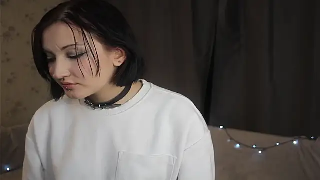 DollyWitch online show from 01-12-26, 02:46