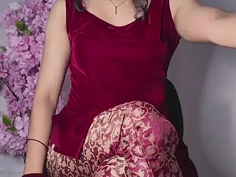 Yasminrosa online show from 02-21-26, 12:34