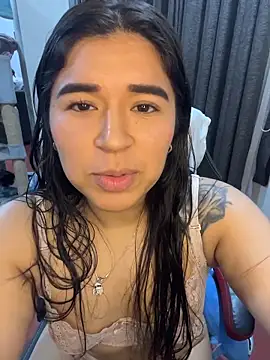 Minico25 online show from 05-17-26, 06:24