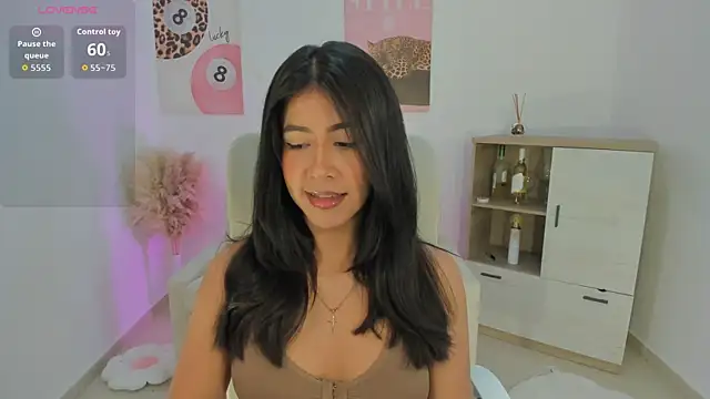 Sussan Monroe online show from 04-04-26, 10:44