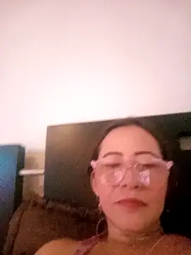Salome 69 online show from 05-10-26, 02:30