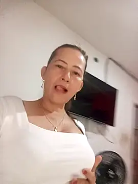 Salome 69 online show from 01-10-26, 02:45