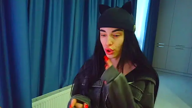 Snapshot of Vlada_Elfie chatting on 02-25-26, 03:23 Vlada Elfie online show from 02-25-26, 03:23