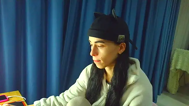 Snapshot of Vlada_Elfie chatting on 02-08-26, 02:42 Vlada Elfie online show from 02-08-26, 02:42