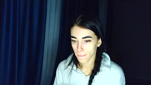 Snapshot of Vlada_Elfie chatting on 01-17-26, 03:15 Vlada Elfie online show from 01-17-26, 03:15