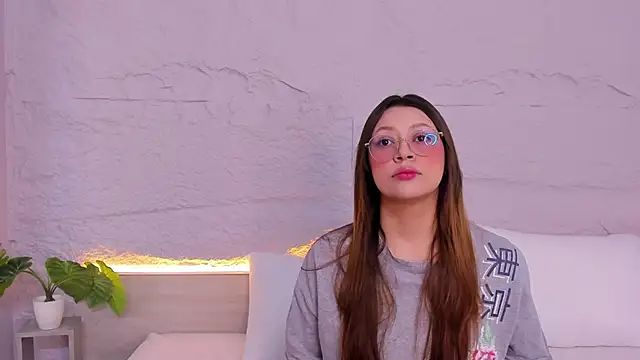 lanna 18  online show from 02-03-26, 11:48