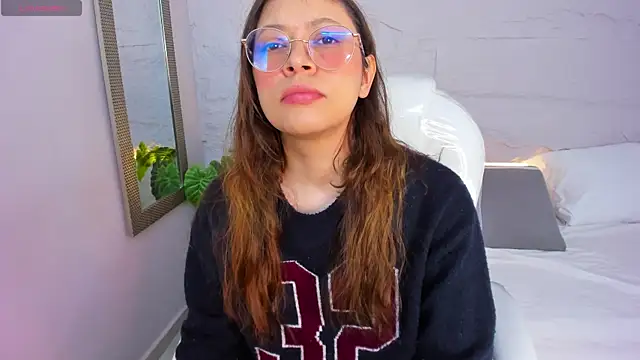 Snapshot of lanna_18_ chatting on 06-26-26, 11:38 lanna 18 online show from 06-26-26, 11:38