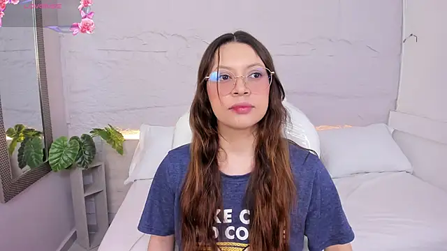 lanna 18  online show from 04-17-26, 11:35