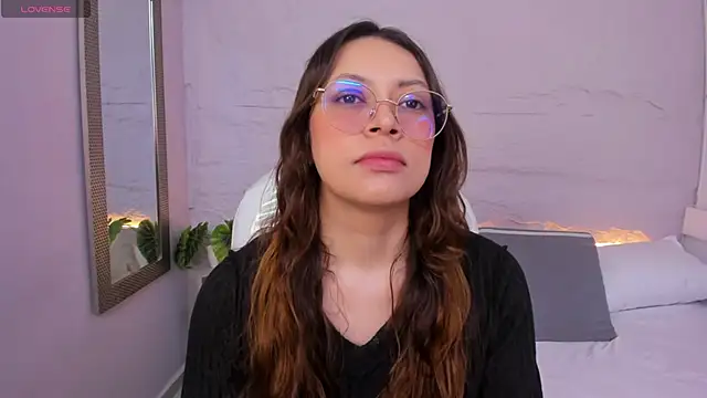 lanna 18  online show from 05-30-26, 11:38