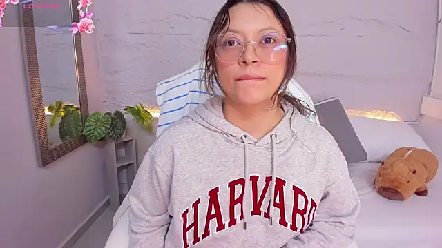 lanna 18  online show from 04-11-26, 11:36