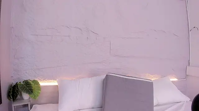 lanna 18  online show from 03-12-26, 11:47