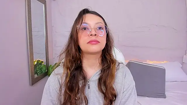 Snapshot of lanna_18_ chatting on 06-05-26, 12:00 lanna 18 online show from 06-05-26, 12:00
