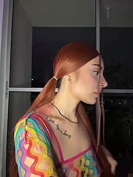 alesziarose  online show from 03-26-26, 11:46