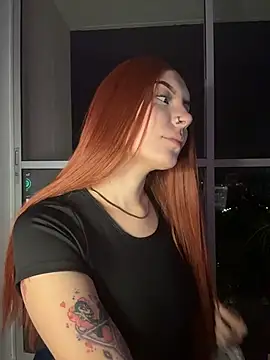 alesziarose  online show from 03-25-26, 12:00