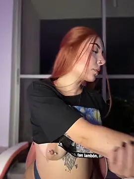 alesziarose  online show from 04-12-26, 12:36